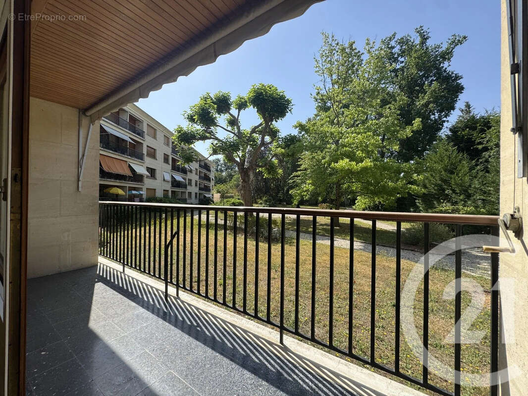 Appartement 111 m² à Avon  - photo 4