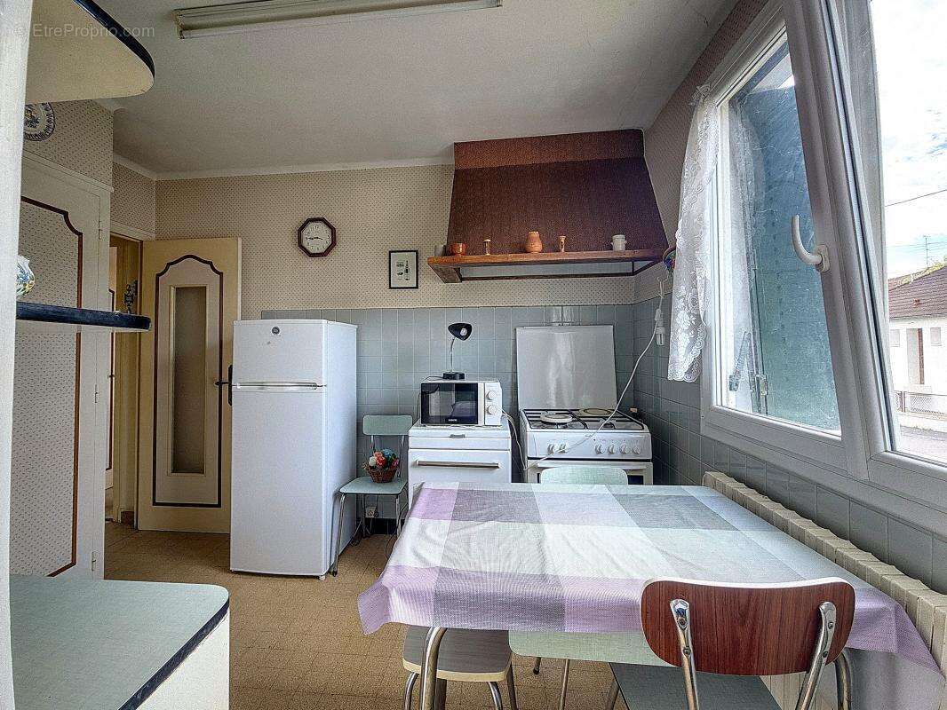 Maison à CHENOVE