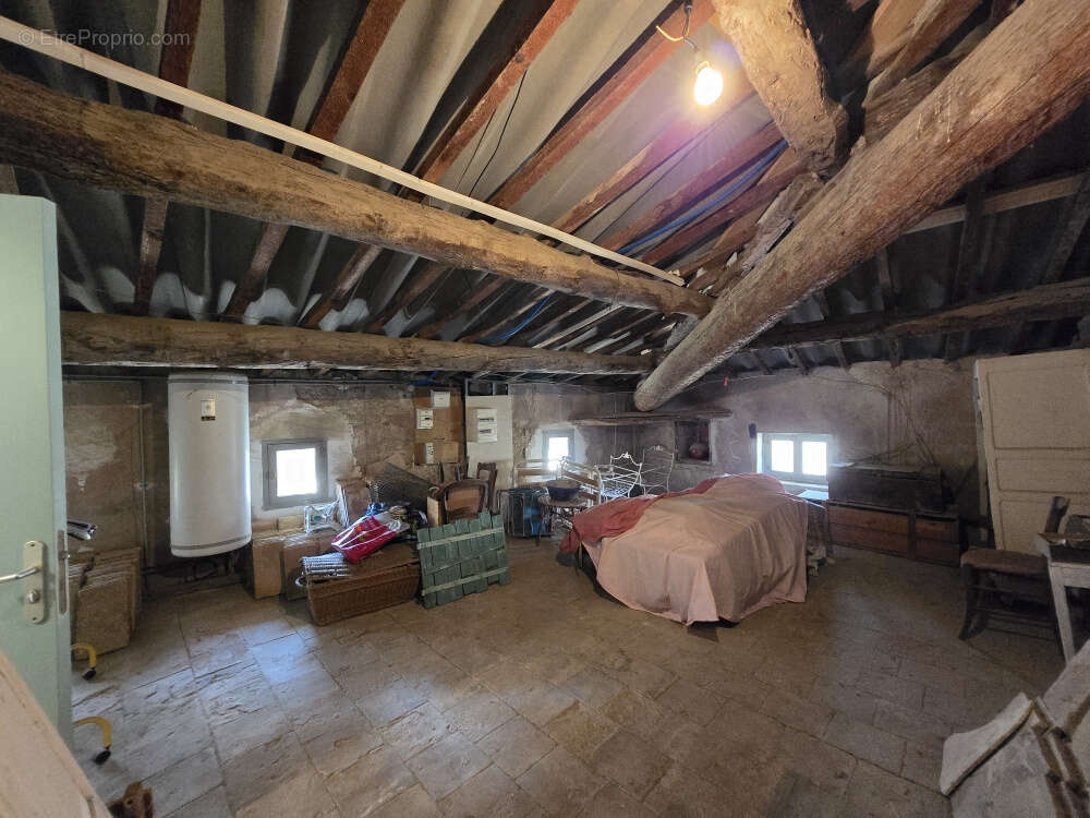 Maison à ABEILHAN