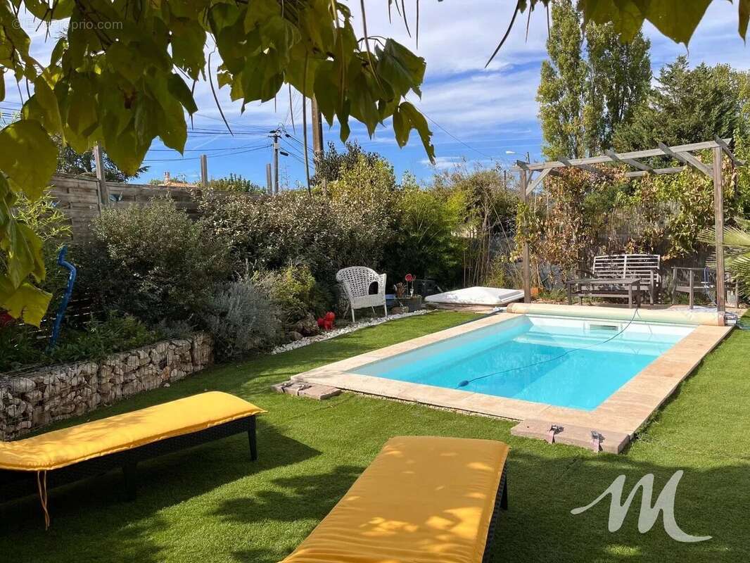 Maison à SAINT-MAXIMIN-LA-SAINTE-BAUME