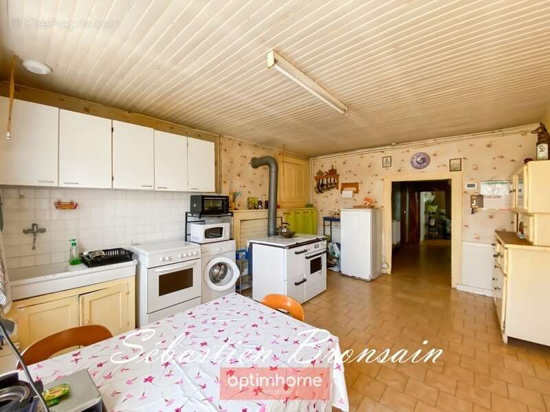 Maison à BOUSSELANGE