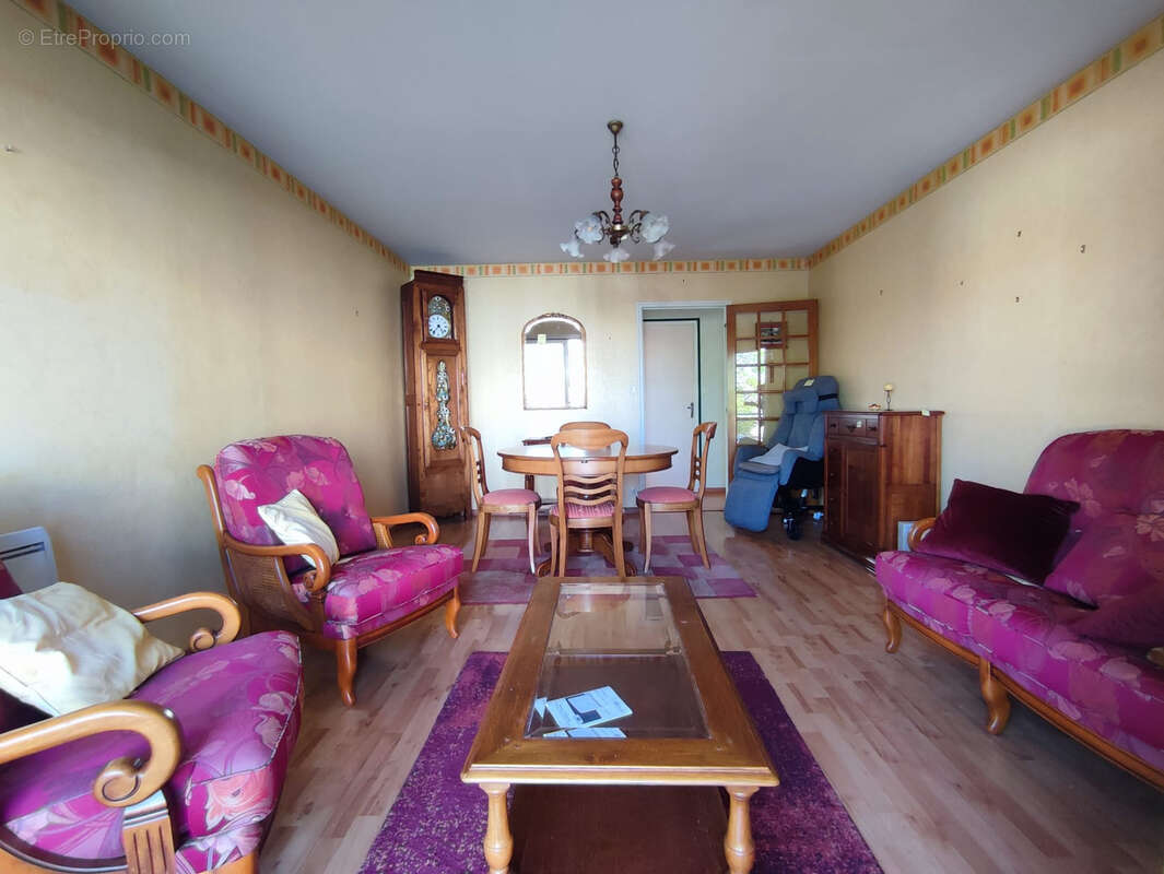 Appartement à LAMBALLE