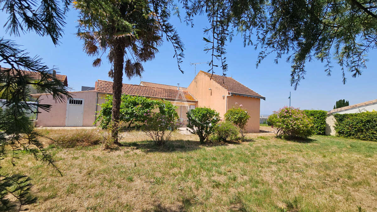 Maison à PORT-DES-BARQUES