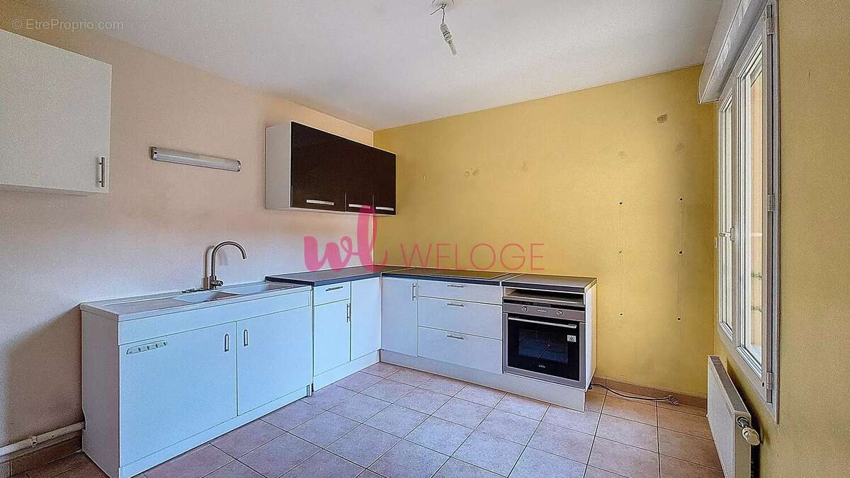 Vourles – Centre village - T4 3 chambres - 91m² environ avec terrasse - photo 6