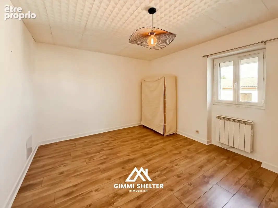 Ceyrat bourg, maison de village 82 m2, 2 chambres, balcon, PAC réversible - photo 10