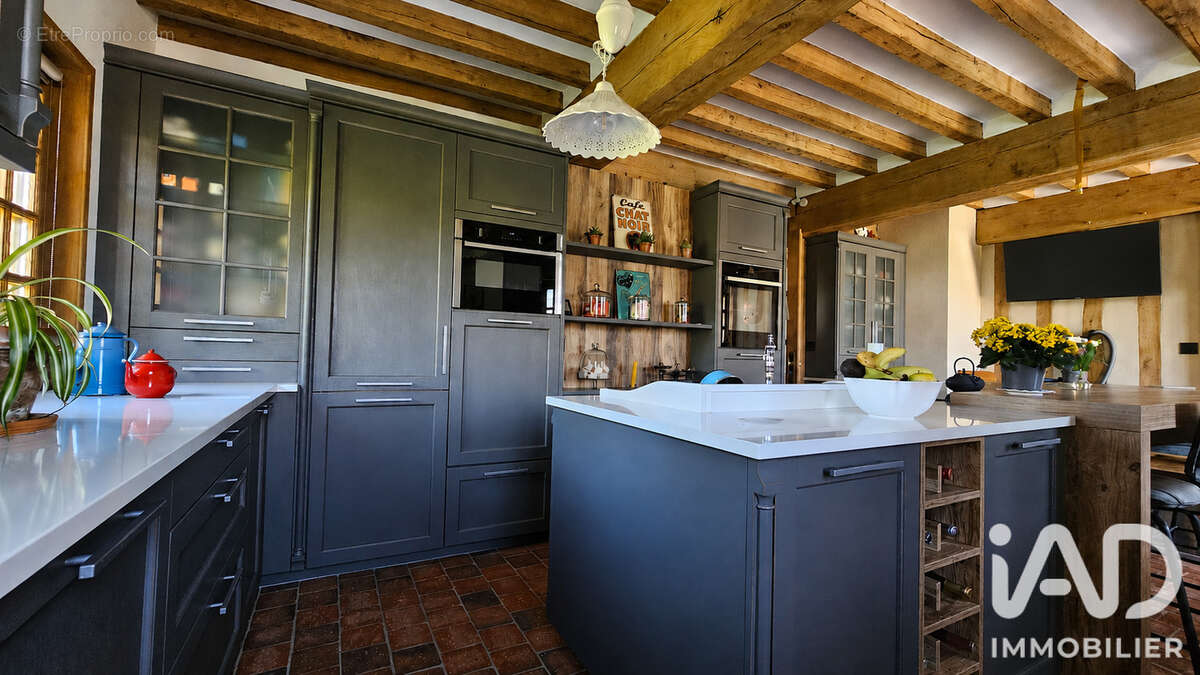 Maison 261 m² à Gisors  - photo 5
