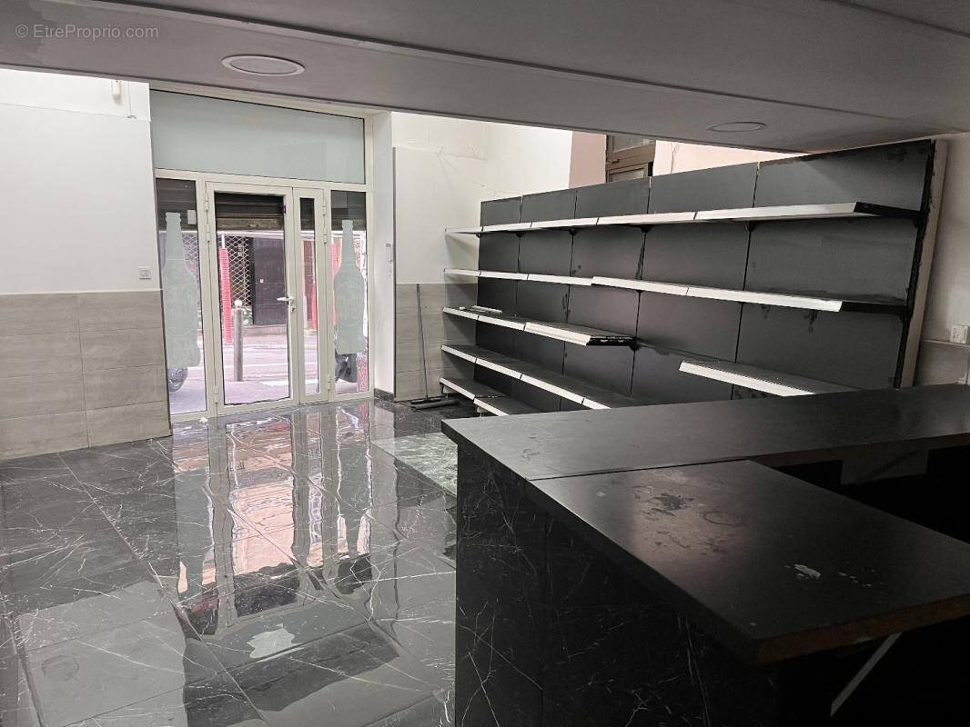 Commerce à MARSEILLE-1E