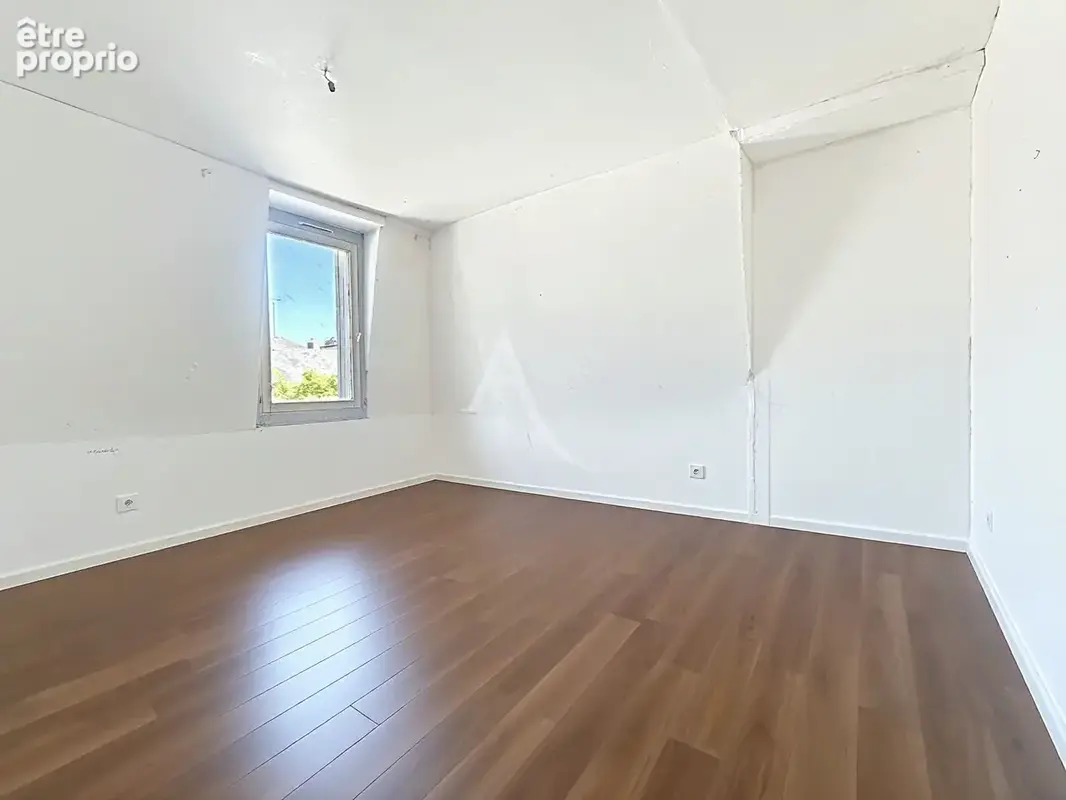 Appartement à CHATEAU-GONTIER