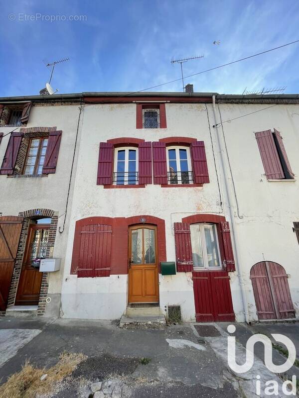 Photo 1 - Maison à CEZY