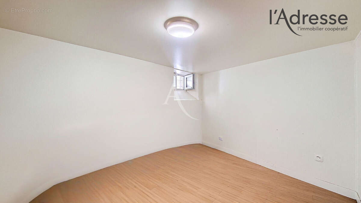 Appartement à SURESNES