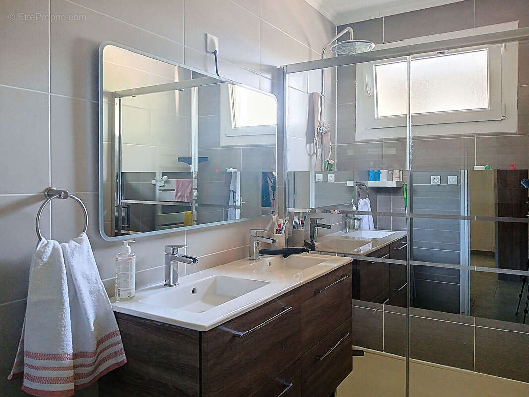 Maison à BELLEVILLE