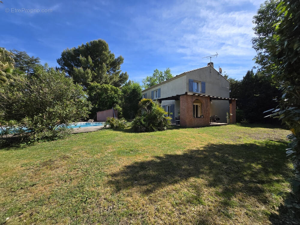 Maison à LEZIGNAN-LA-CEBE