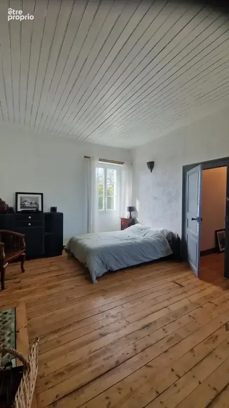 Maison 266 m² à Saint-Michel-Chef-Chef  - photo 8