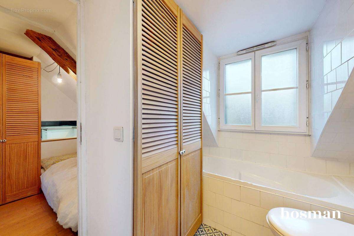 Appartement à PARIS-10E