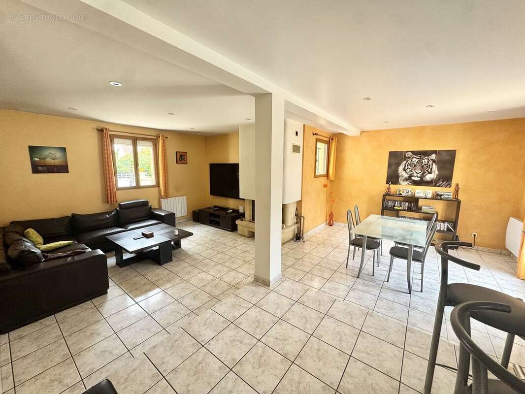 Maison à SAINT-PRIX