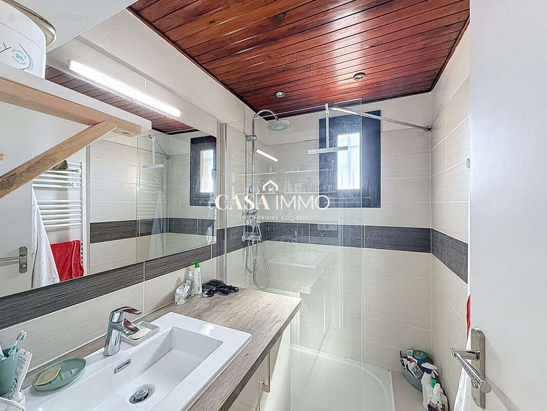 Appartement à HYERES