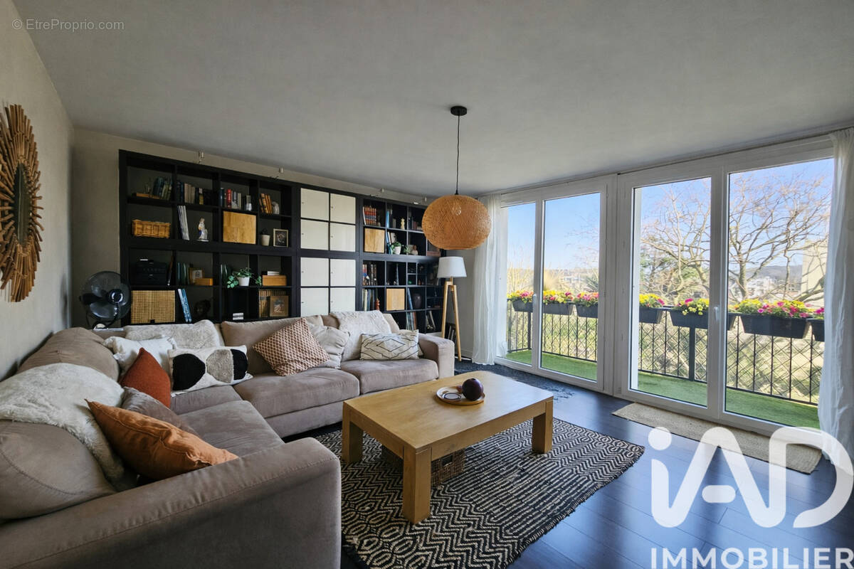 Photo 1 - Appartement à MARLY-LE-ROI