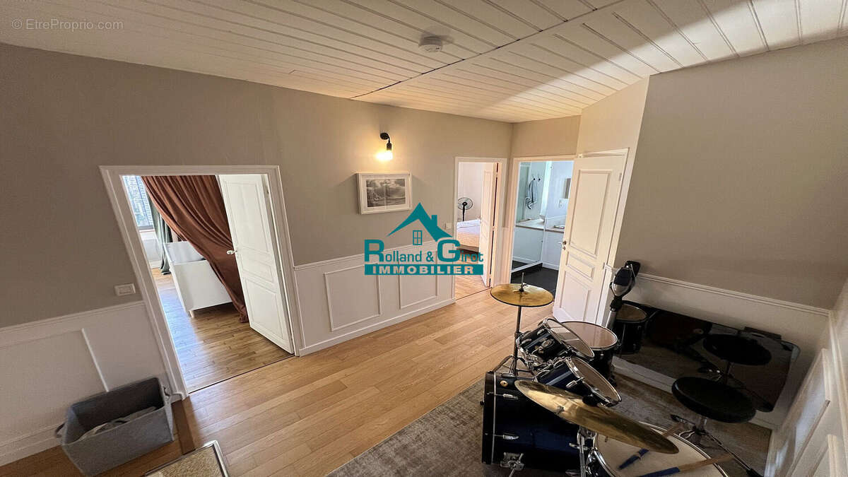 Maison à SAINT-MEDARD-SUR-ILLE