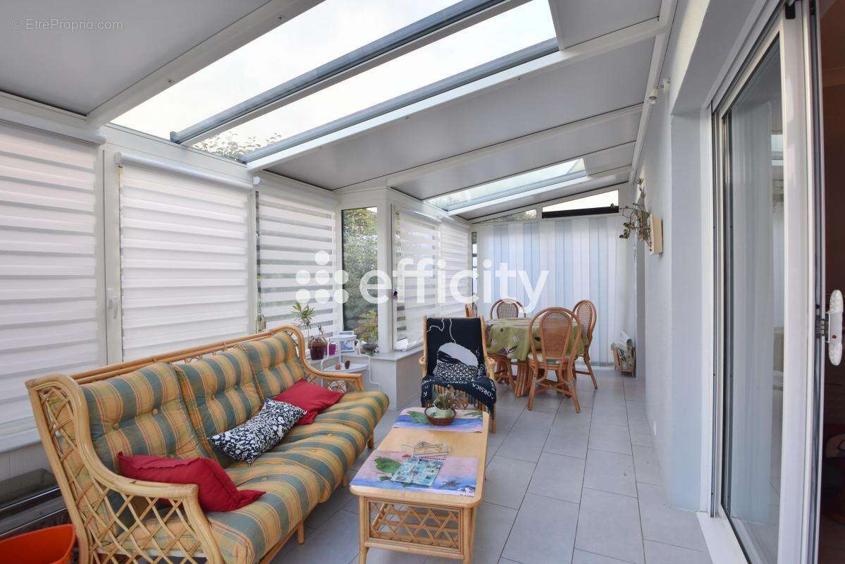 Maison à LE RELECQ-KERHUON