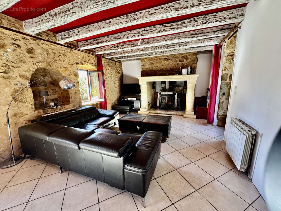 Maison à SAINT-CIRQ-MADELON