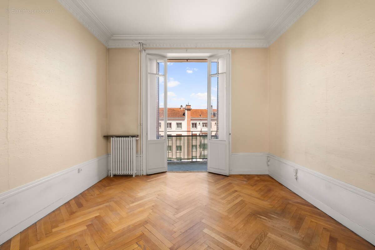 Appartement à LYON-6E