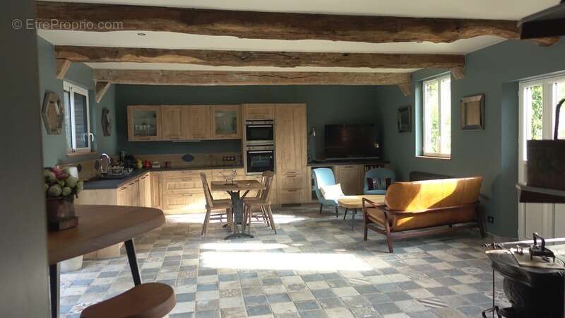 Maison à GRAINVILLE-LA-TEINTURIERE