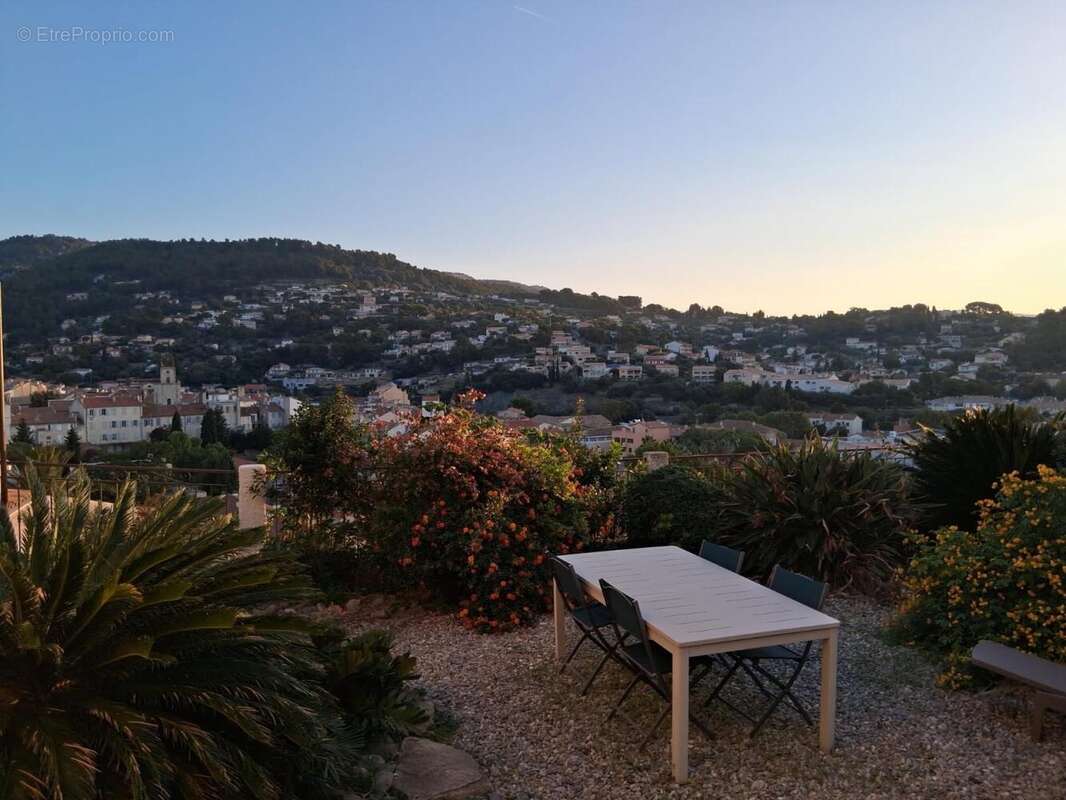 Photo 6 - Maison à OLLIOULES