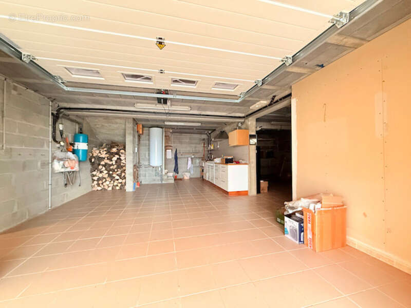 Maison à SAINTE-DODE