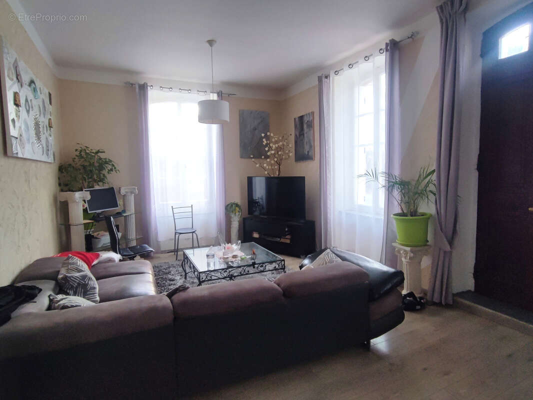 Maison à LA REDORTE