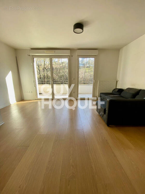 Appartement à STAINS