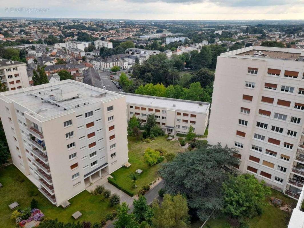 Parking à CHOLET