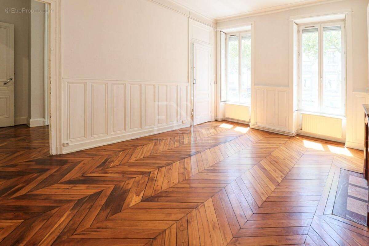 Appartement de type 2 de 54 m² - photo 2