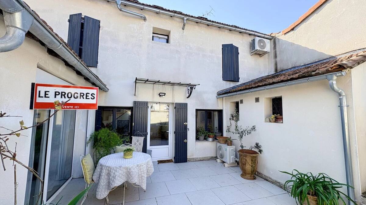 Maison à AVIGNON