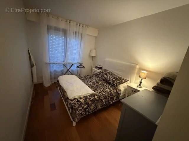 TRES BEL APPARTEMENT 3 PIECES dans bel immeuble de standing - photo 7