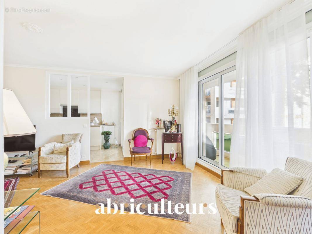 Appartement à EPINAY-SUR-SEINE