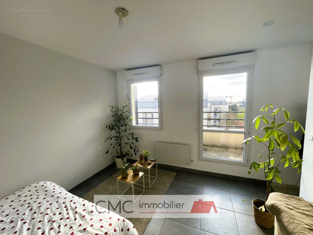 Appartement à LUCE