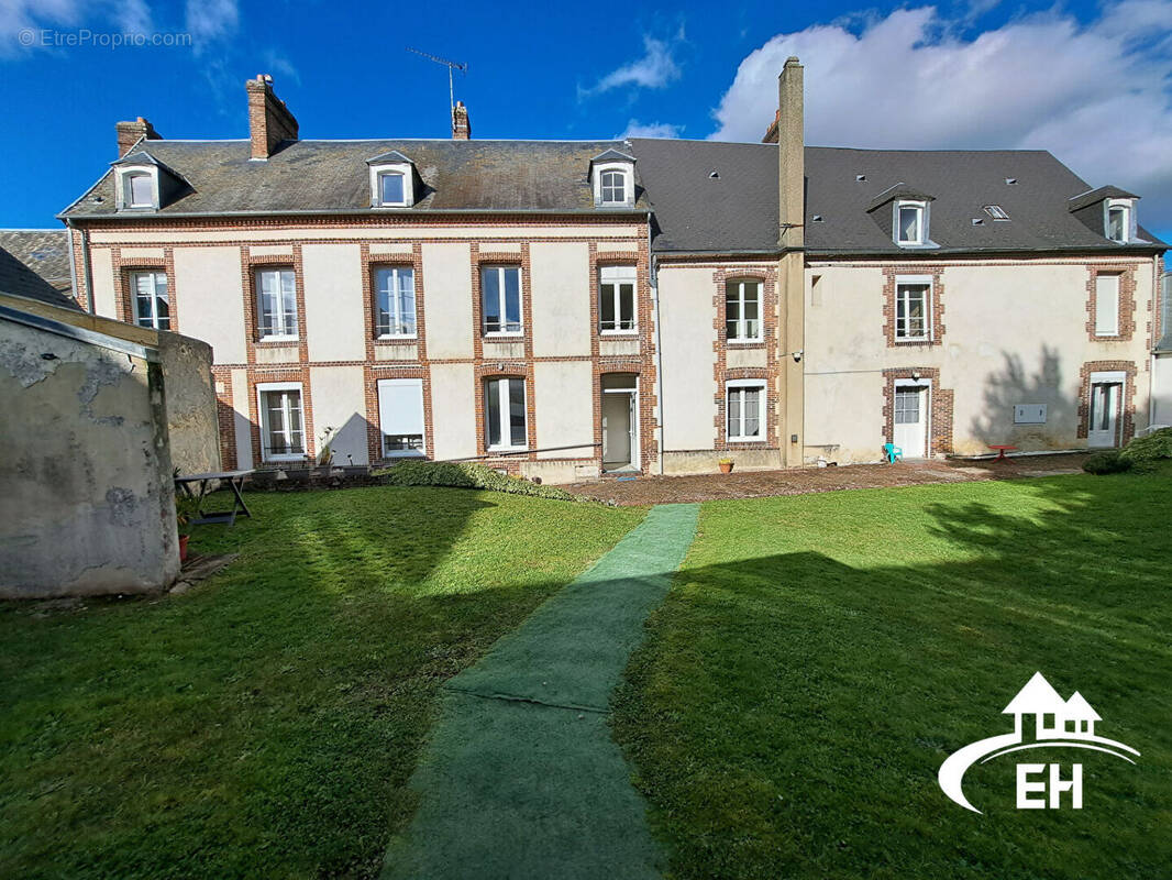 Appartement à L'AIGLE