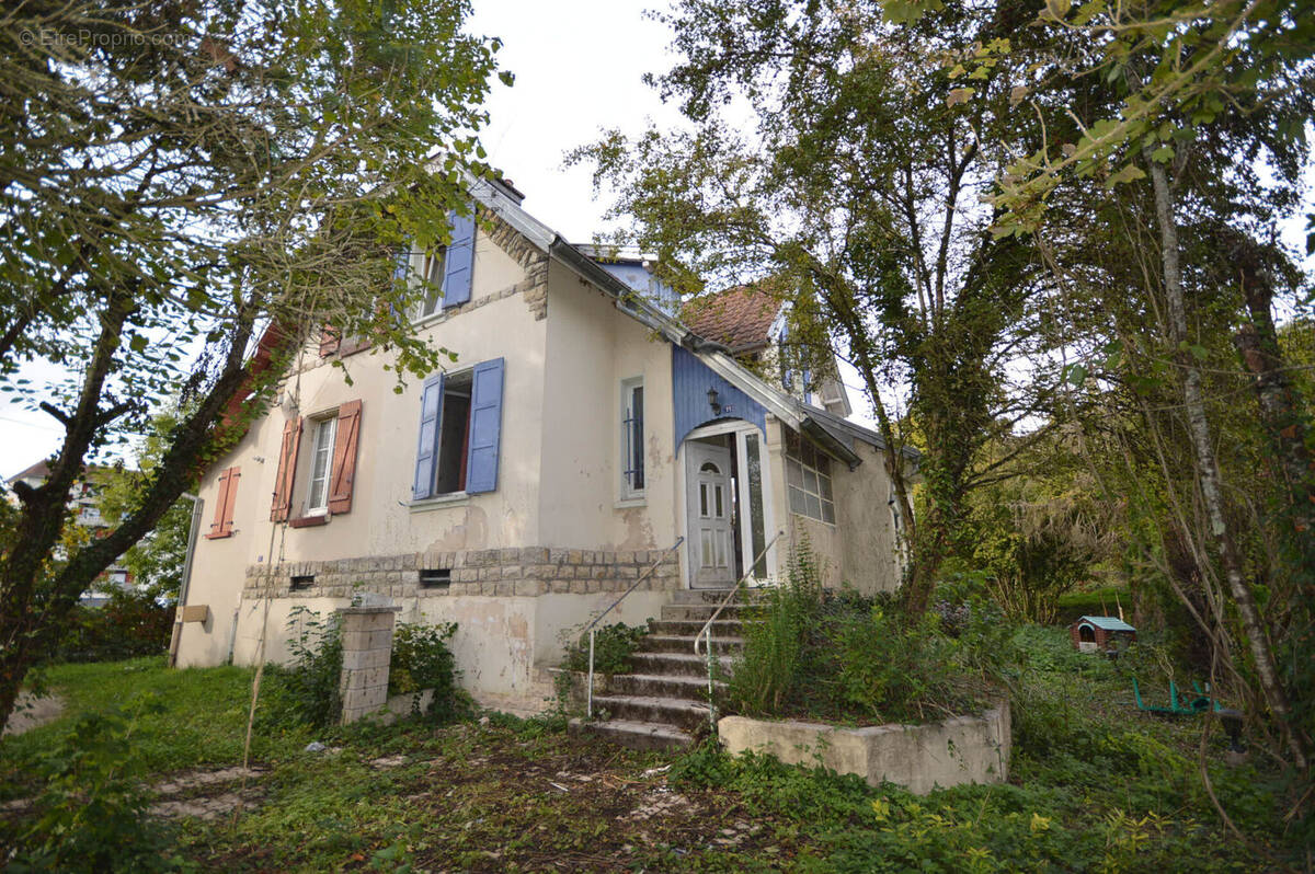 Photo 1 - Maison à VOUJEAUCOURT