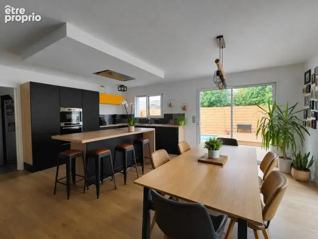 Maison récente, 4 chambres avec piscine - photo 3