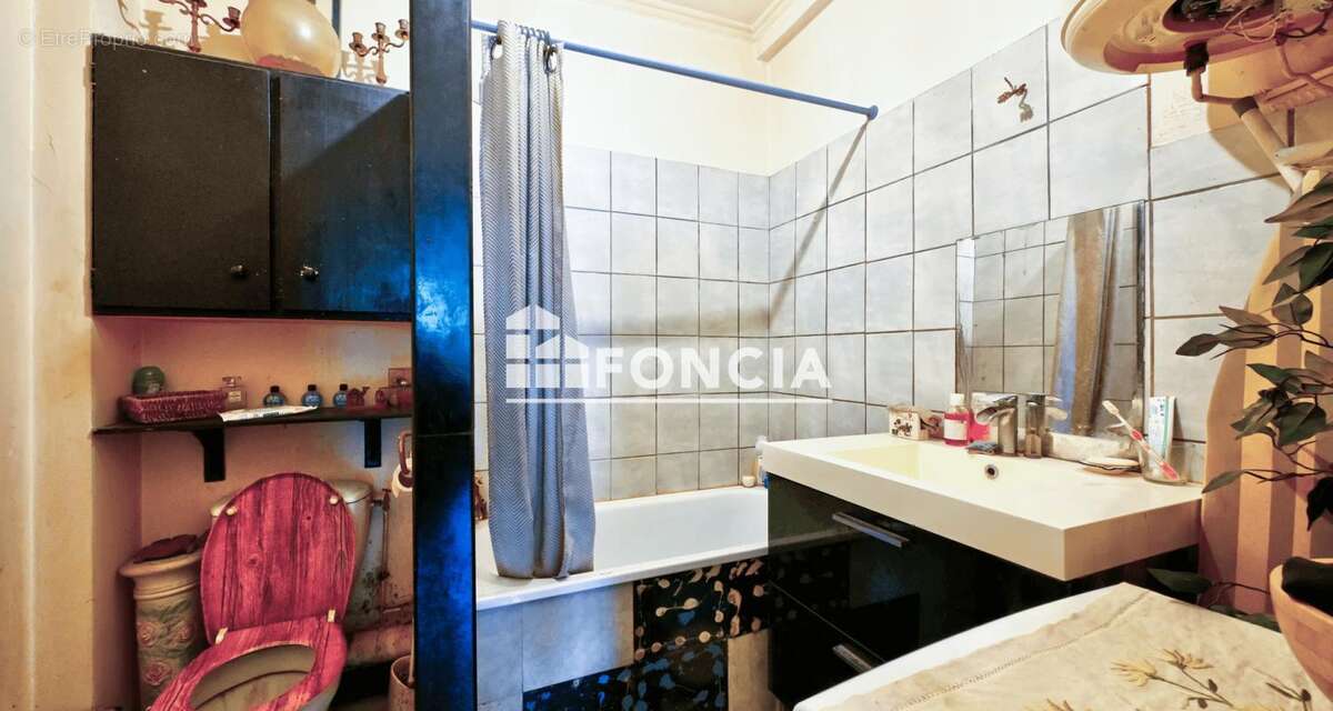 Appartement à MARINES