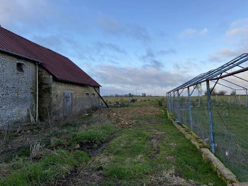 Maison à SAINTE-SCOLASSE-SUR-SARTHE