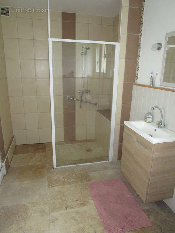 Maison à LE NEUFBOURG