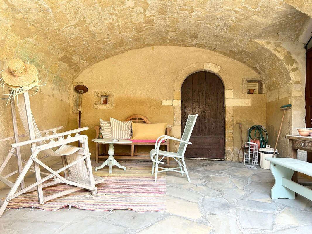 Maison à VALLIGUIERES