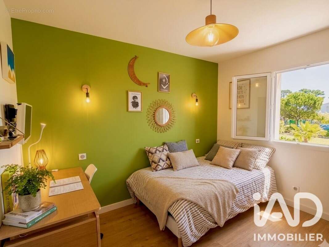 Maison 82 m² à Cogolin  - photo 8