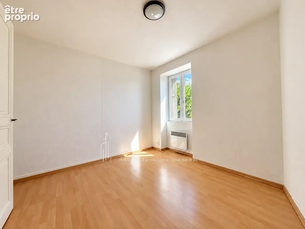 À vendre   appartement t2   saint-rambert-d’albon   idéal investisseur - photo 5