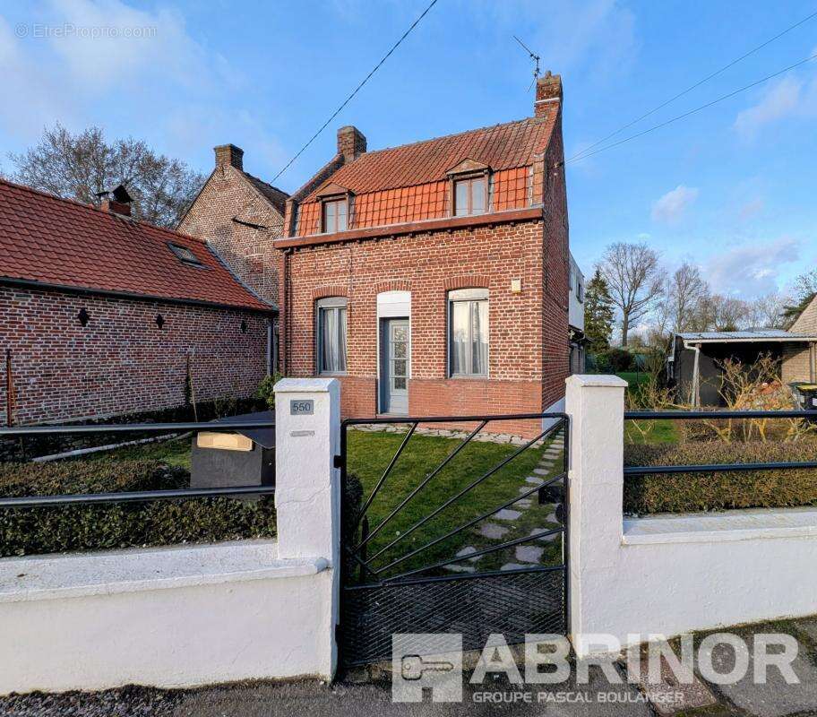 Maison à AUCHY-LEZ-ORCHIES
