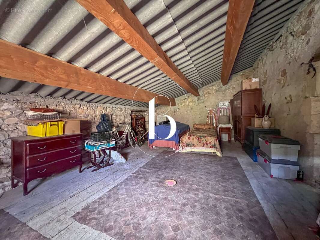 Maison à VALLON-PONT-D'ARC
