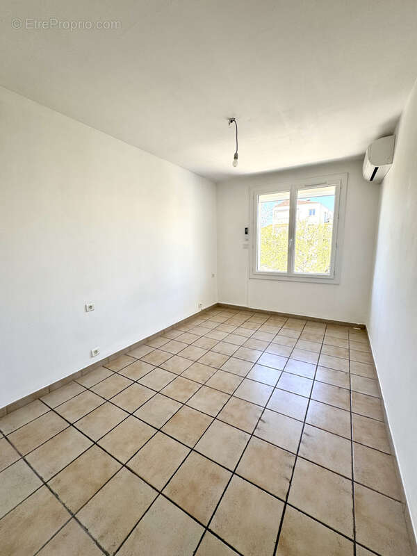 Appartement à SIX-FOURS-LES-PLAGES