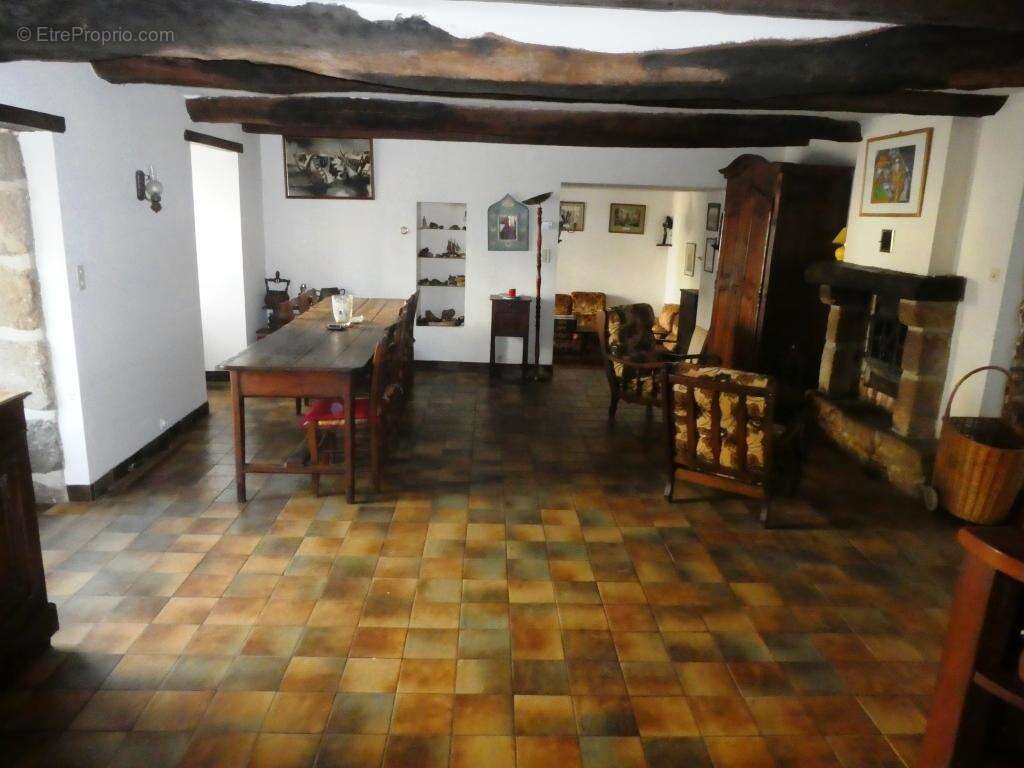 Maison à GUEMENE-SUR-SCORFF