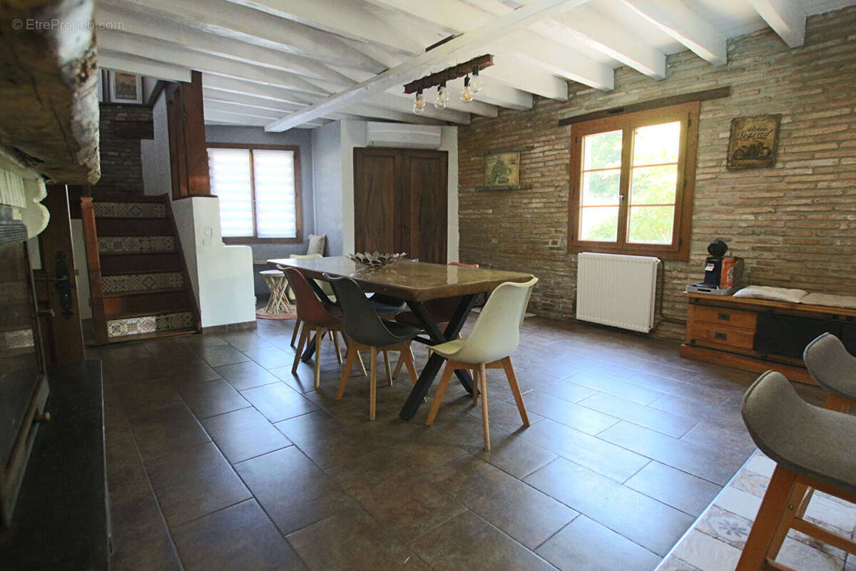 Maison à BELIN-BELIET